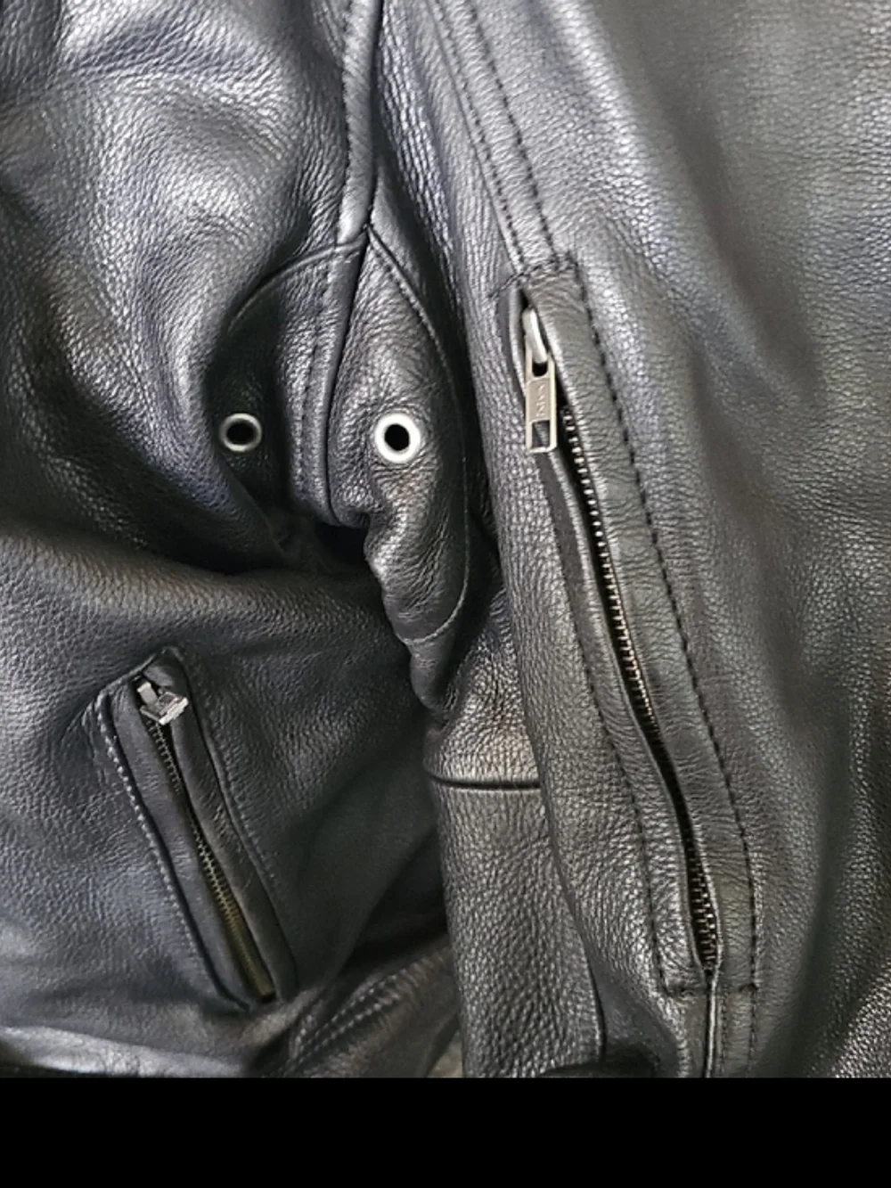 ​First Classics Genuine Leather Motorcycle Jacket – Authentic Riding Gear